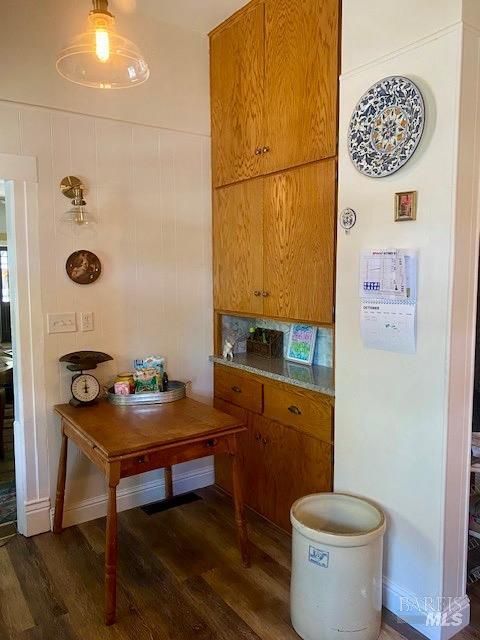 Detail Gallery Image 11 of 24 For 300 Scott St, Ukiah,  CA 95482 - 3 Beds | 1/1 Baths