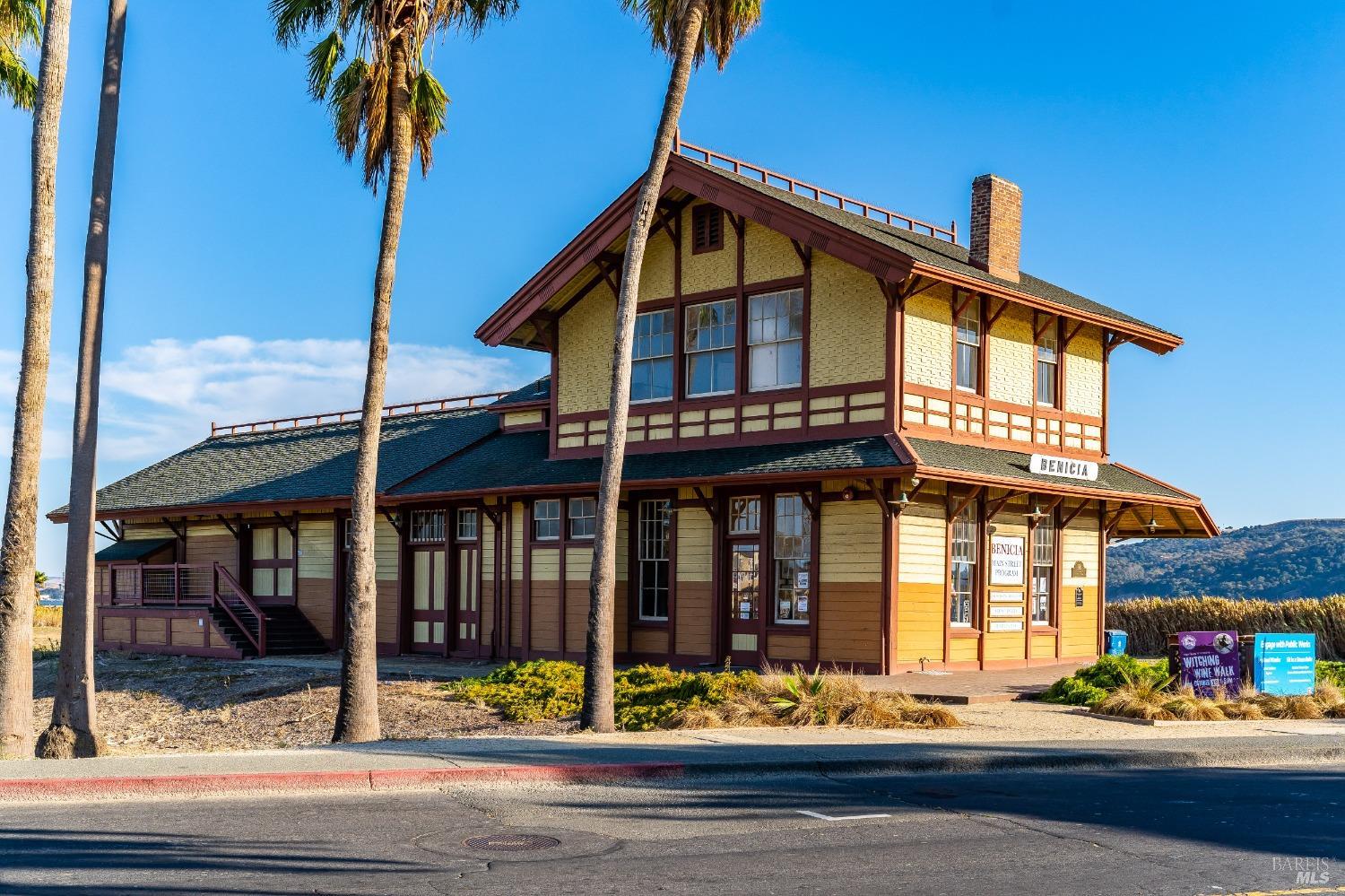 Detail Gallery Image 64 of 69 For 345 E O St, Benicia,  CA 94510 - 4 Beds | 2/1 Baths