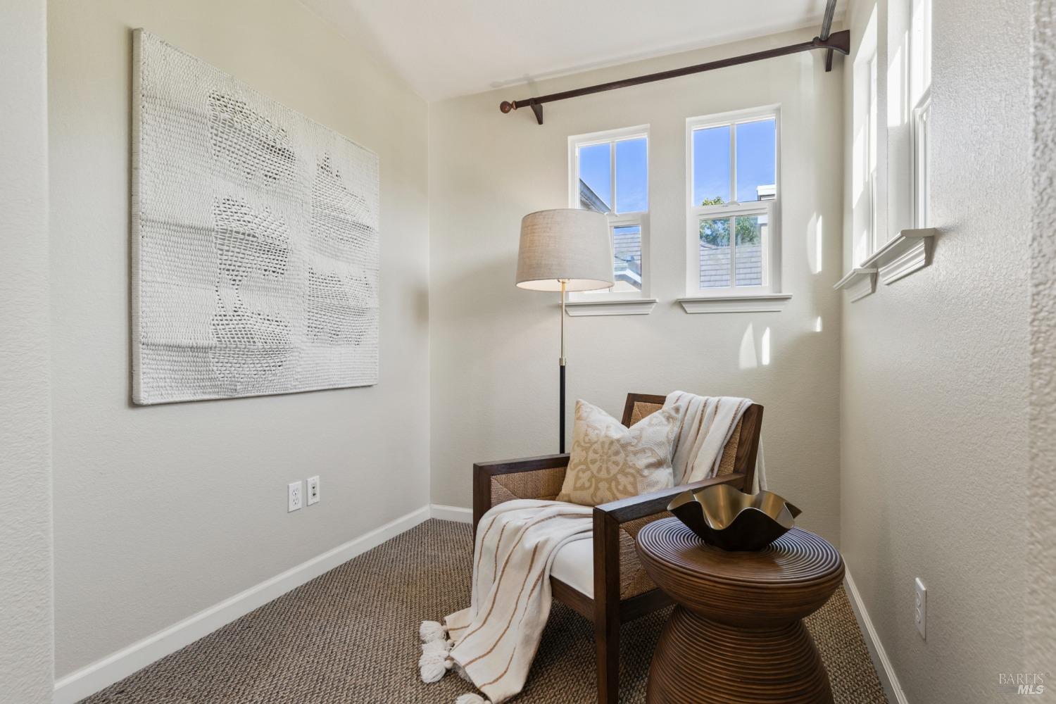 Detail Gallery Image 16 of 34 For 12 Azalea Pl, Novato,  CA 94949 - 4 Beds | 3/1 Baths