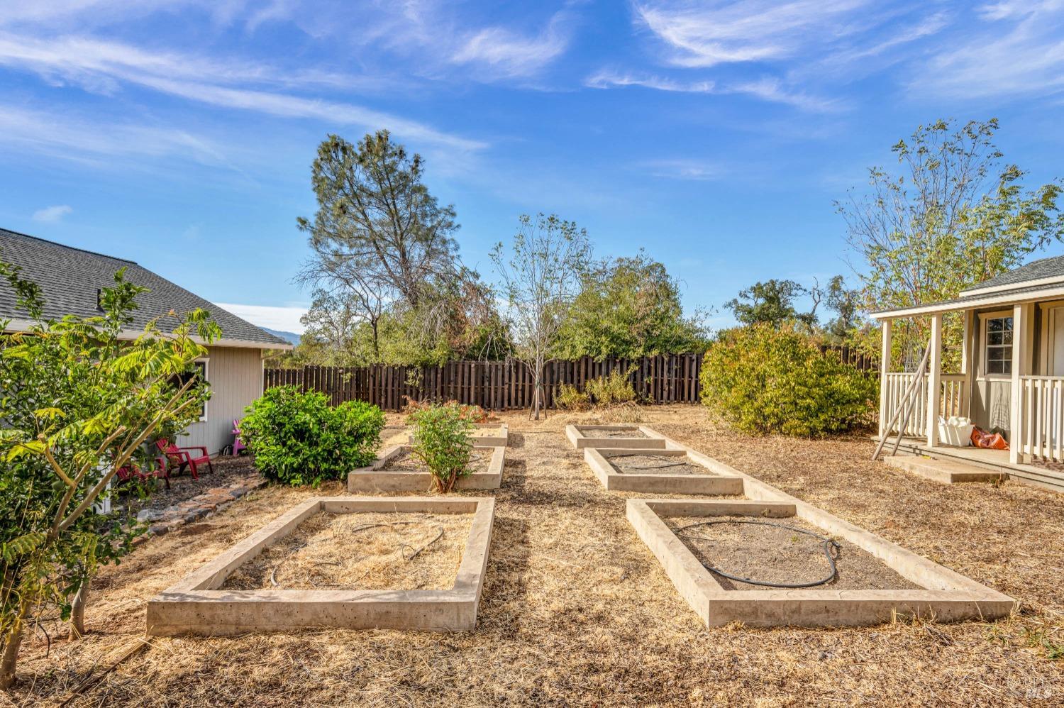 Detail Gallery Image 54 of 64 For 21126 Yankee Valley Rd, Hidden Valley Lake,  CA 95467 - 3 Beds | 3/1 Baths