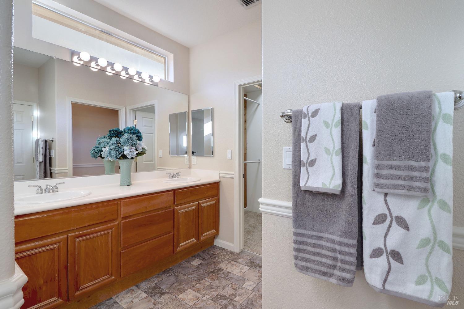 Detail Gallery Image 29 of 80 For 331 Canyon Springs Dr, Rio Vista,  CA 94571 - 2 Beds | 2 Baths