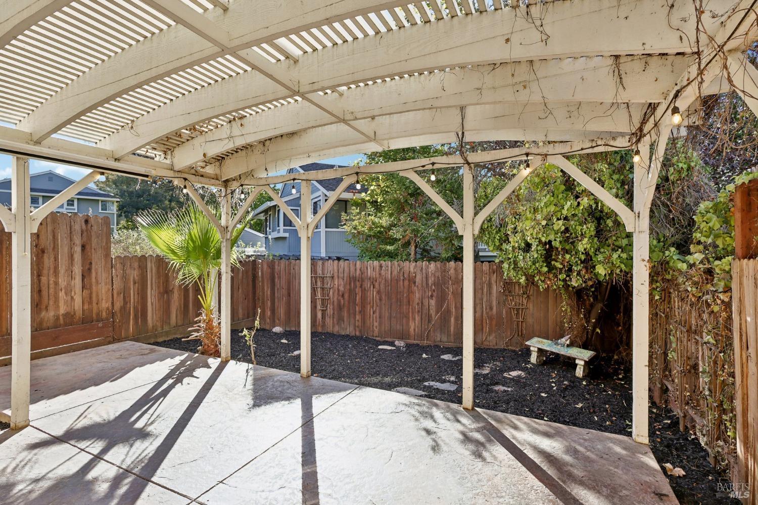 Detail Gallery Image 38 of 55 For 985 Scenic Pl, Pleasant Hill,  CA 94523 - 3 Beds | 2/1 Baths