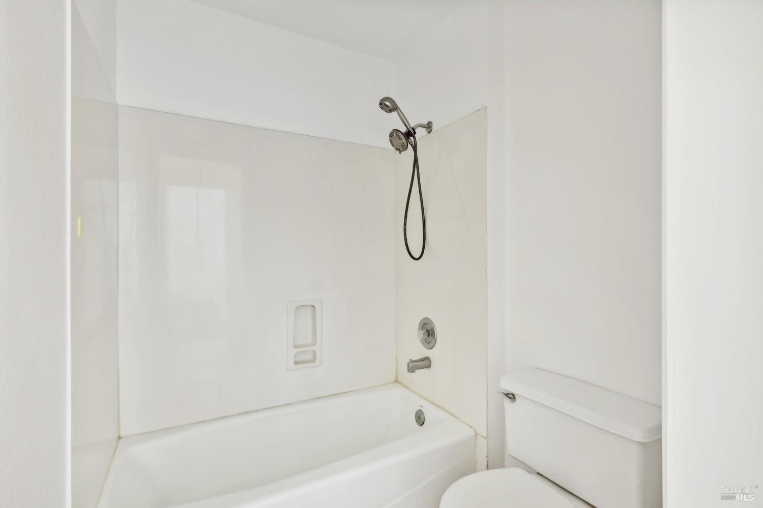 Detail Gallery Image 24 of 55 For 985 Scenic Pl, Pleasant Hill,  CA 94523 - 3 Beds | 2/1 Baths