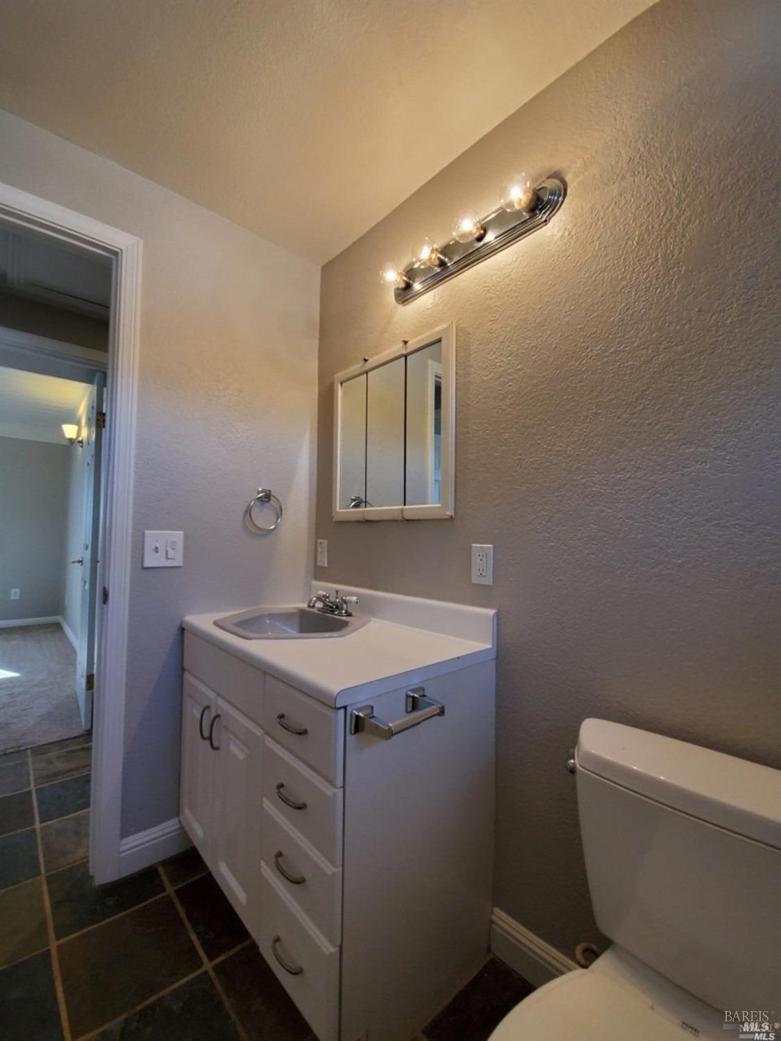 Detail Gallery Image 16 of 21 For 1007 4th St, Fairfield,  CA 94533 - 3 Beds | 1 Baths