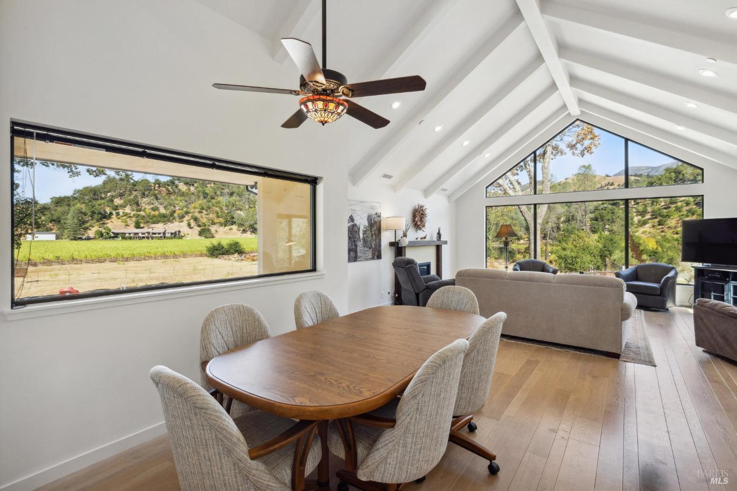 Detail Gallery Image 1 of 31 For 1218 Bennett Ln, Calistoga,  CA 94515 - 2 Beds | 2/1 Baths