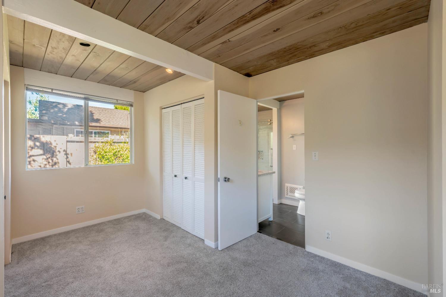 Detail Gallery Image 29 of 43 For 22 Catskill Ct, San Anselmo,  CA 94960 - 3 Beds | 2/1 Baths