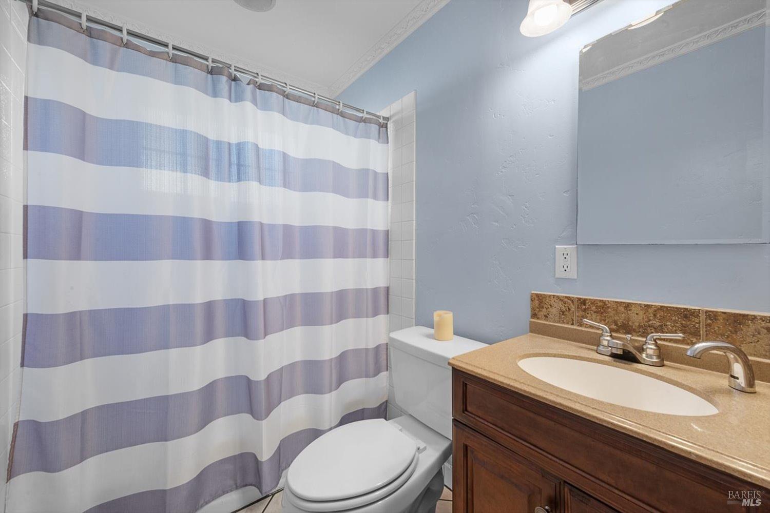 Detail Gallery Image 23 of 36 For 172 Markham Ave, Vacaville,  CA 95688 - 3 Beds | 2 Baths