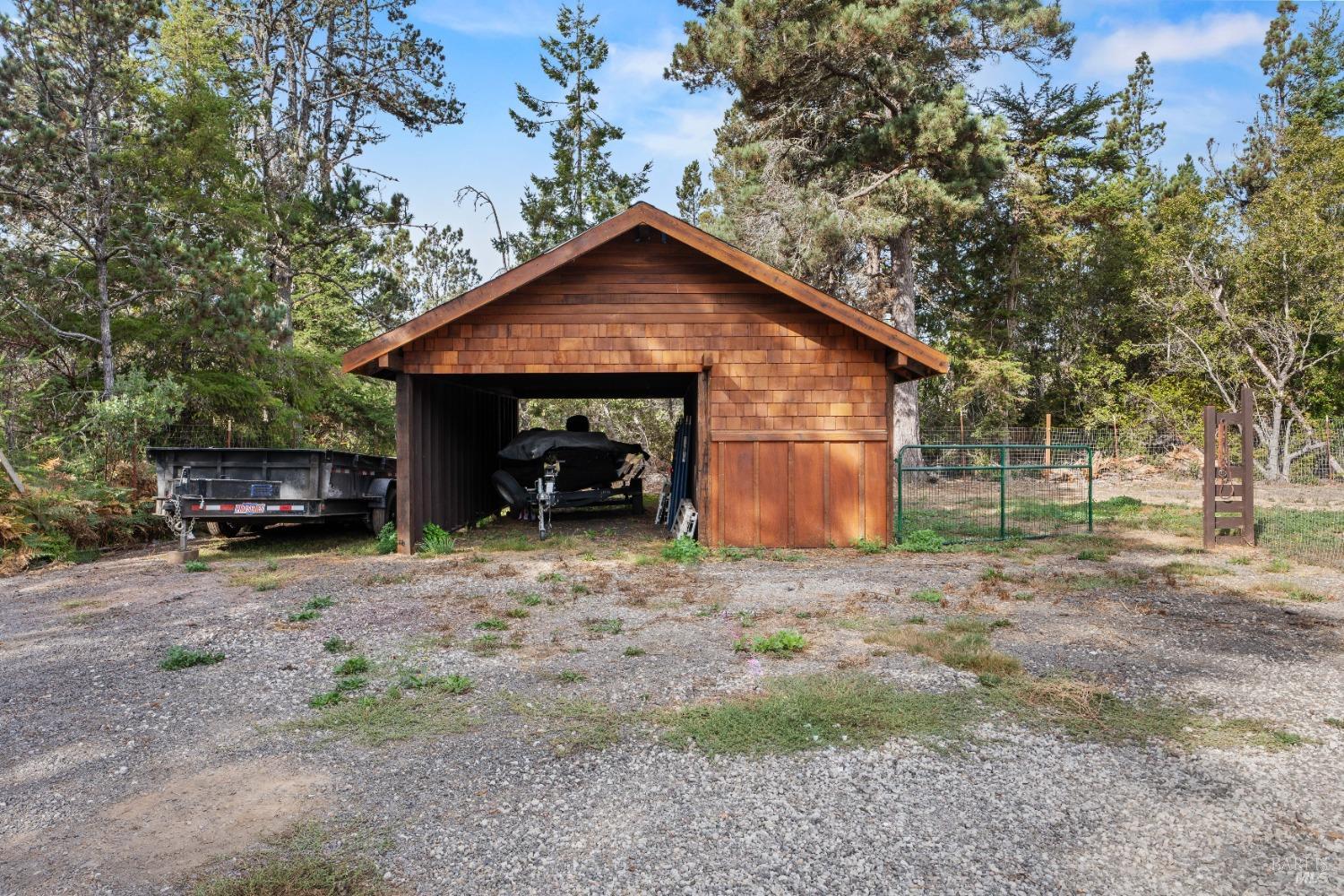 Detail Gallery Image 27 of 30 For 41912 Powers Rd, Mendocino,  CA 95460 - 3 Beds | 2 Baths