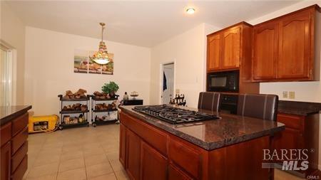 Detail Gallery Image 13 of 24 For 9202 Fox Dr, Cobb,  CA 95426 - 3 Beds | 2/1 Baths