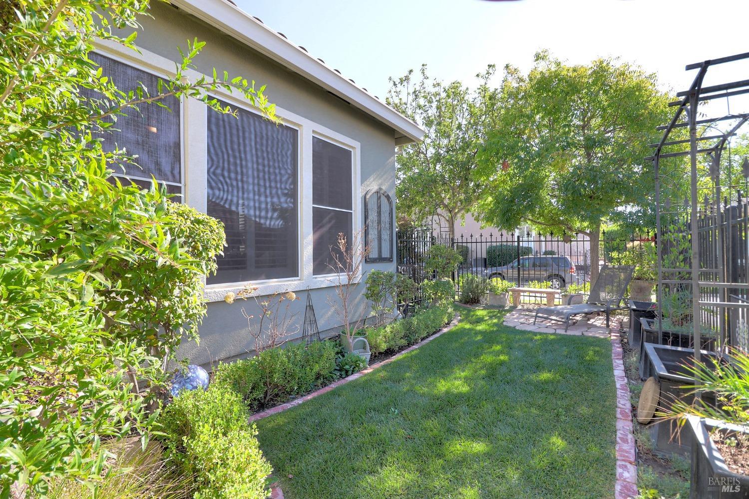 Detail Gallery Image 60 of 98 For 201 Riviera Dr, Rio Vista,  CA 94571 - 3 Beds | 2/1 Baths