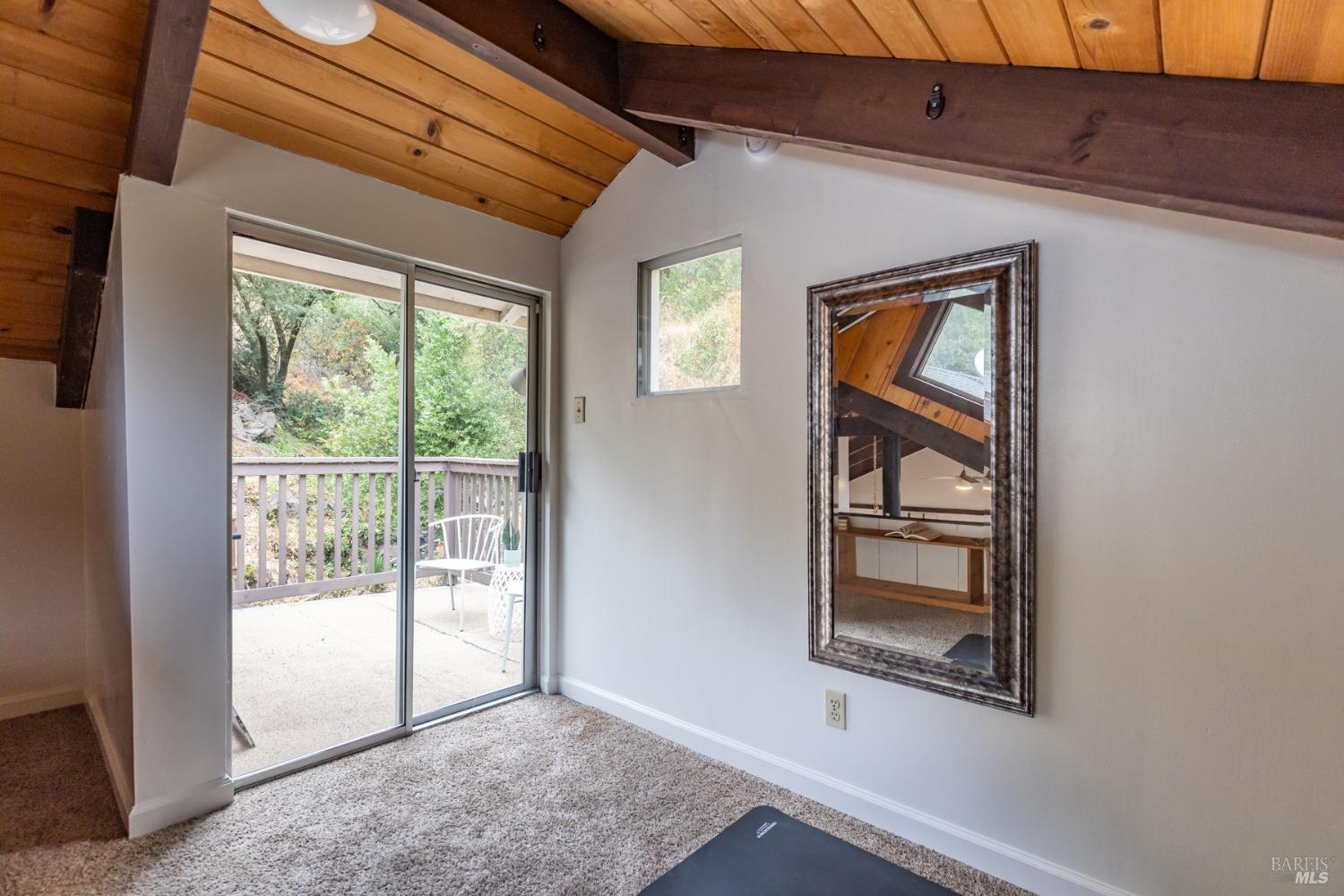 Detail Gallery Image 21 of 30 For 1099 Mustang Rd, Napa,  CA 94558 - 1 Beds | 1 Baths