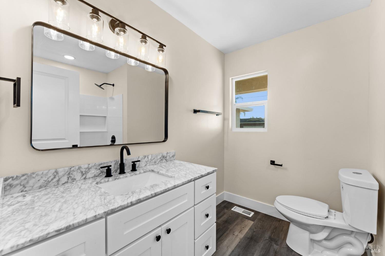 Detail Gallery Image 32 of 41 For 2509 Kennedy Way, Antioch,  CA 94509 - 3 Beds | 2 Baths