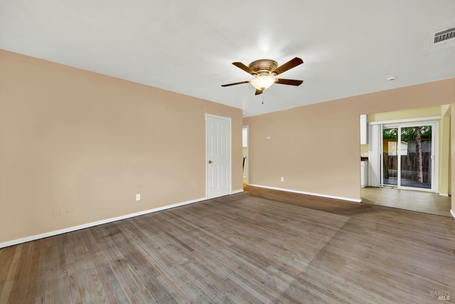 Detail Gallery Image 21 of 79 For 311 Cordelia St, Suisun City,  CA 94585 - 4 Beds | 2 Baths