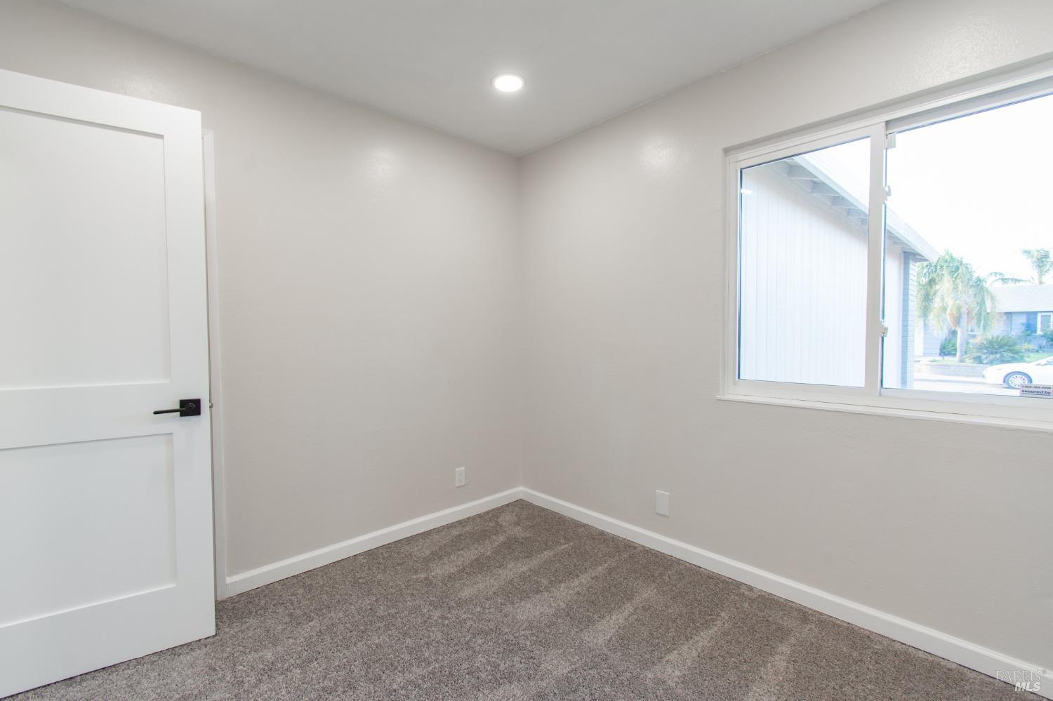 Detail Gallery Image 17 of 32 For 606 White Wing Ct, Suisun City,  CA 94585 - 3 Beds | 2 Baths