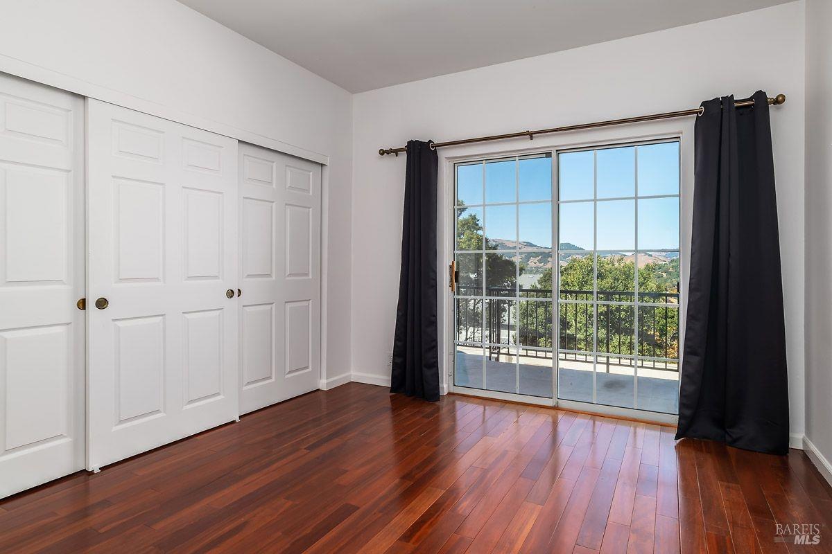 Detail Gallery Image 15 of 17 For 260 Channing Way #9,  San Rafael,  CA 94903 - 2 Beds | 2 Baths