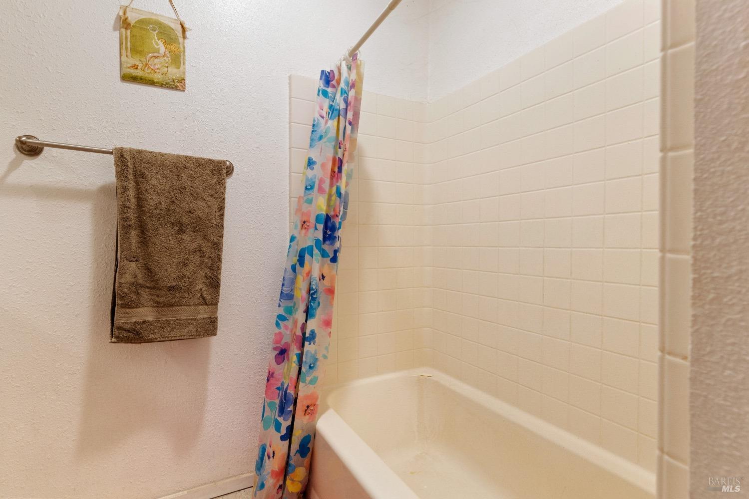 Detail Gallery Image 22 of 53 For 3245 Soda Bay Rd, Lakeport,  CA 95453 - 3 Beds | 1 Baths