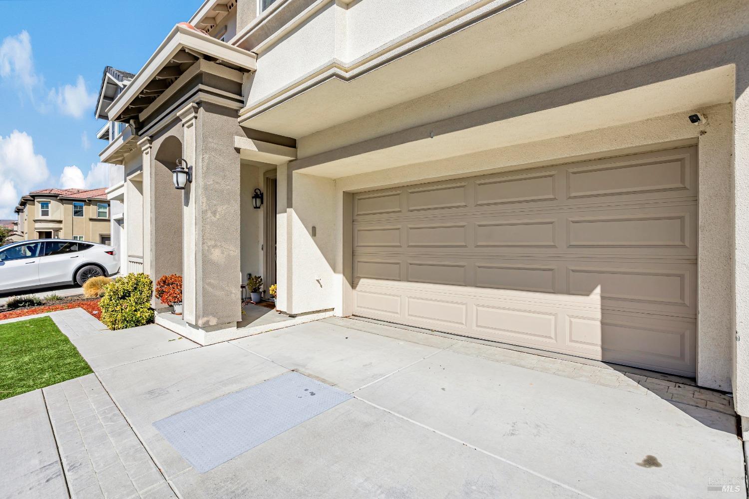 Detail Gallery Image 4 of 67 For 5118 Soprano Cir, Fairfield,  CA 94534 - 5 Beds | 3 Baths