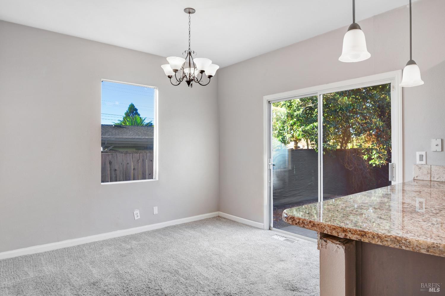 Detail Gallery Image 11 of 14 For 46 Peach Ct, Santa Rosa,  CA 95407 - 3 Beds | 2/1 Baths