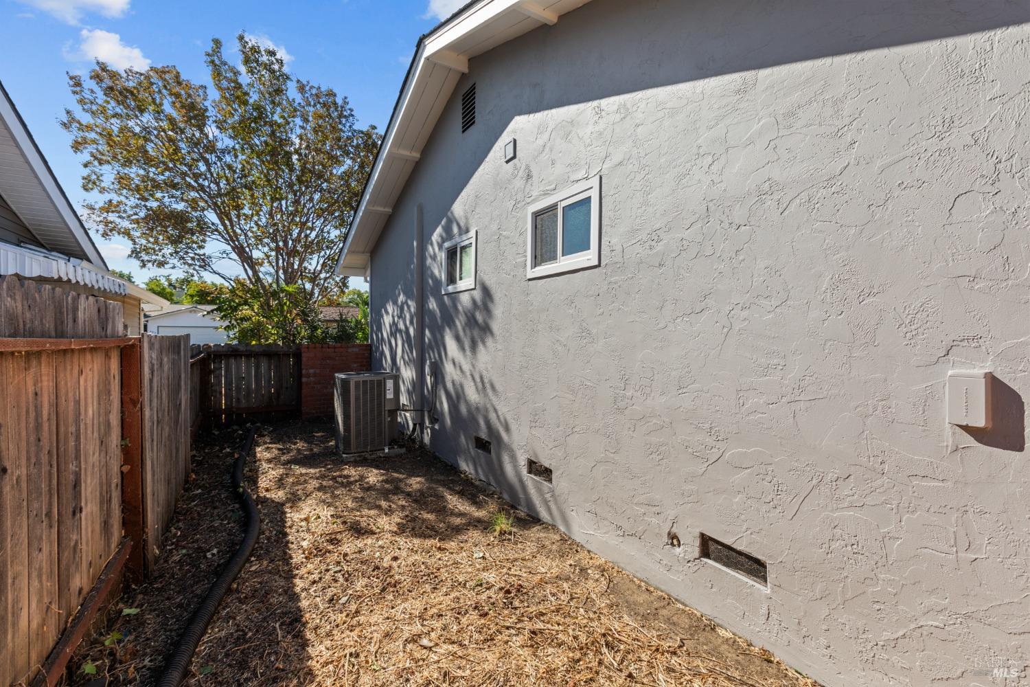 Detail Gallery Image 36 of 36 For 410 Begonia Blvd, Fairfield,  CA 94533 - 3 Beds | 2 Baths