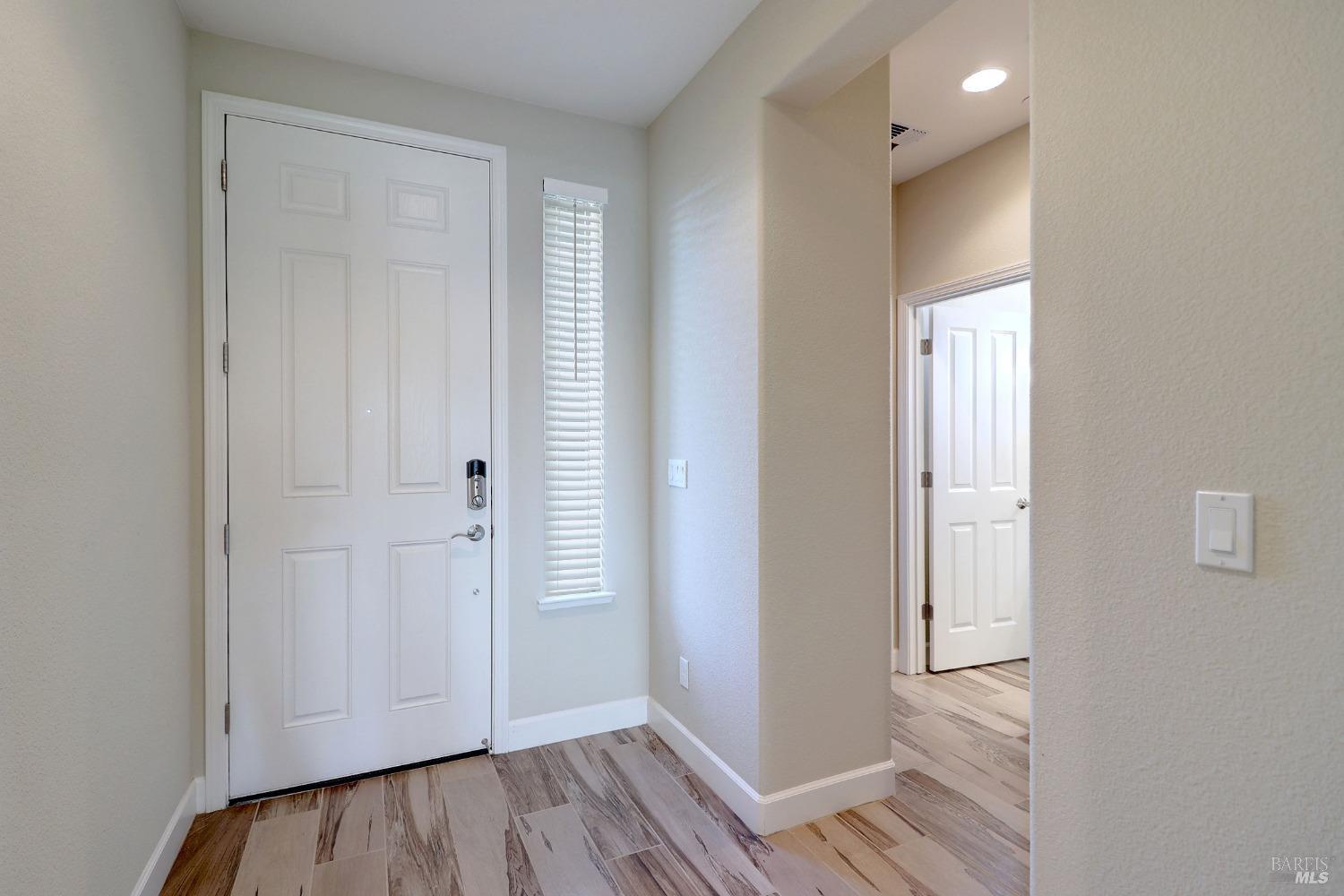 Detail Gallery Image 5 of 92 For 540 Valley Landing Ln, Rio Vista,  CA 94571 - 2 Beds | 2 Baths