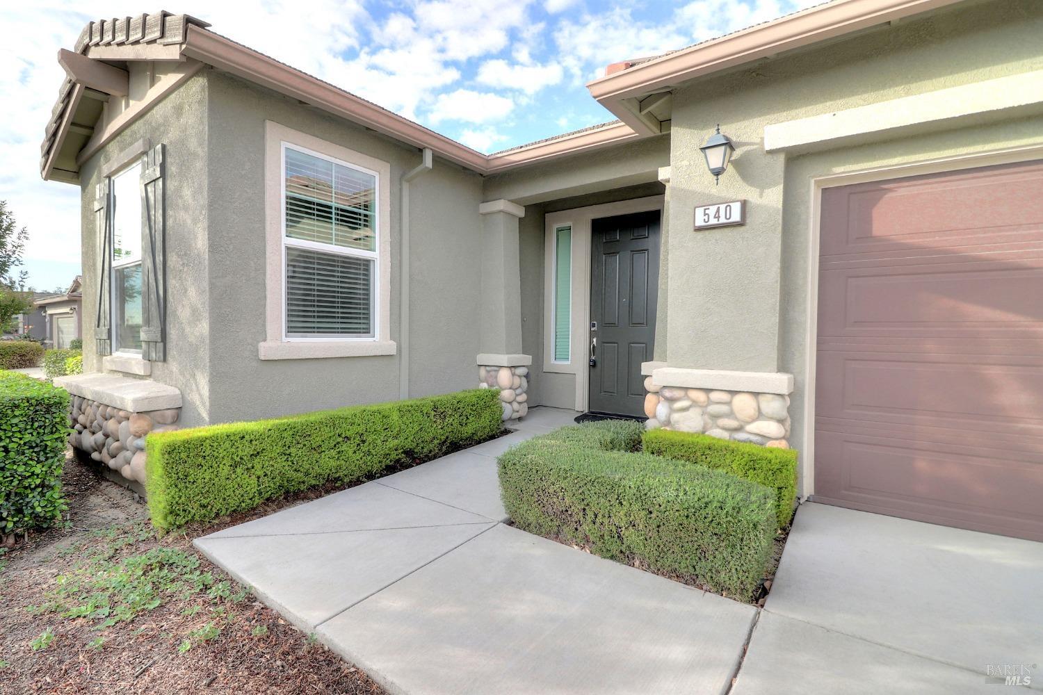 Detail Gallery Image 4 of 92 For 540 Valley Landing Ln, Rio Vista,  CA 94571 - 2 Beds | 2 Baths