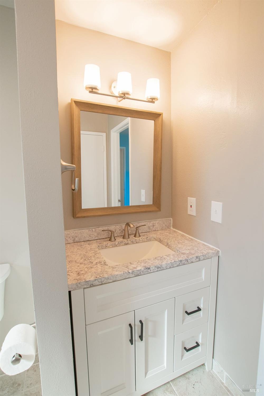 Detail Gallery Image 28 of 34 For 64 Lemonwood Way, Suisun City,  CA 94585 - 4 Beds | 2 Baths