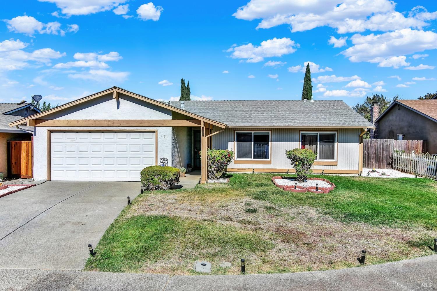 Detail Gallery Image 1 of 1 For 2384 Coronado Ct, Fairfield,  CA 94533 - 3 Beds | 2 Baths