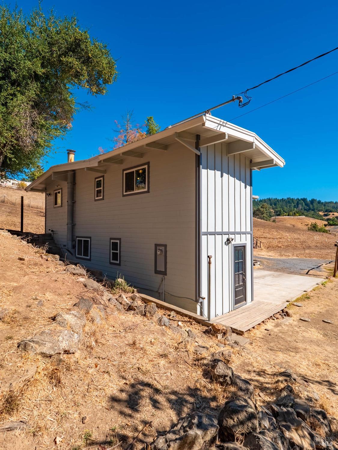 Detail Gallery Image 36 of 81 For 35010 Highway 128 Unkn, Cloverdale,  CA 95425 - 2 Beds | 1/1 Baths