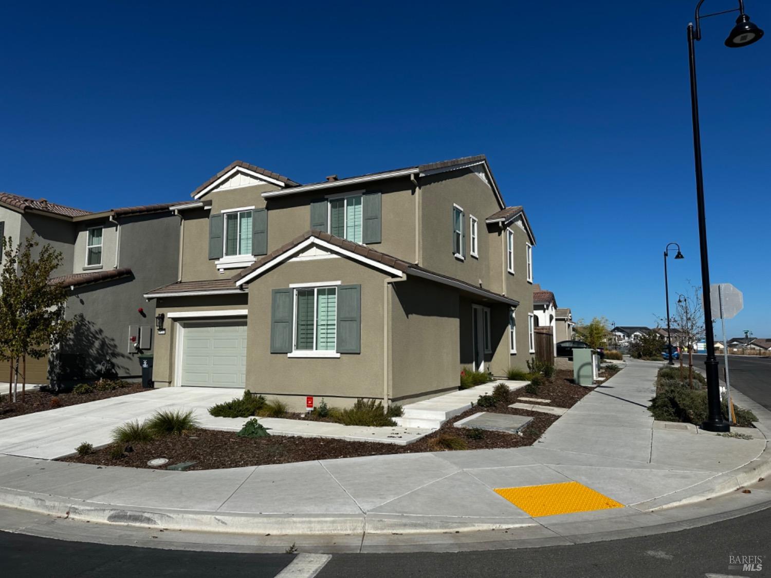 Detail Gallery Image 1 of 16 For 2784 Ambrosia Way, Fairfield,  CA 94533 - 4 Beds | 3 Baths