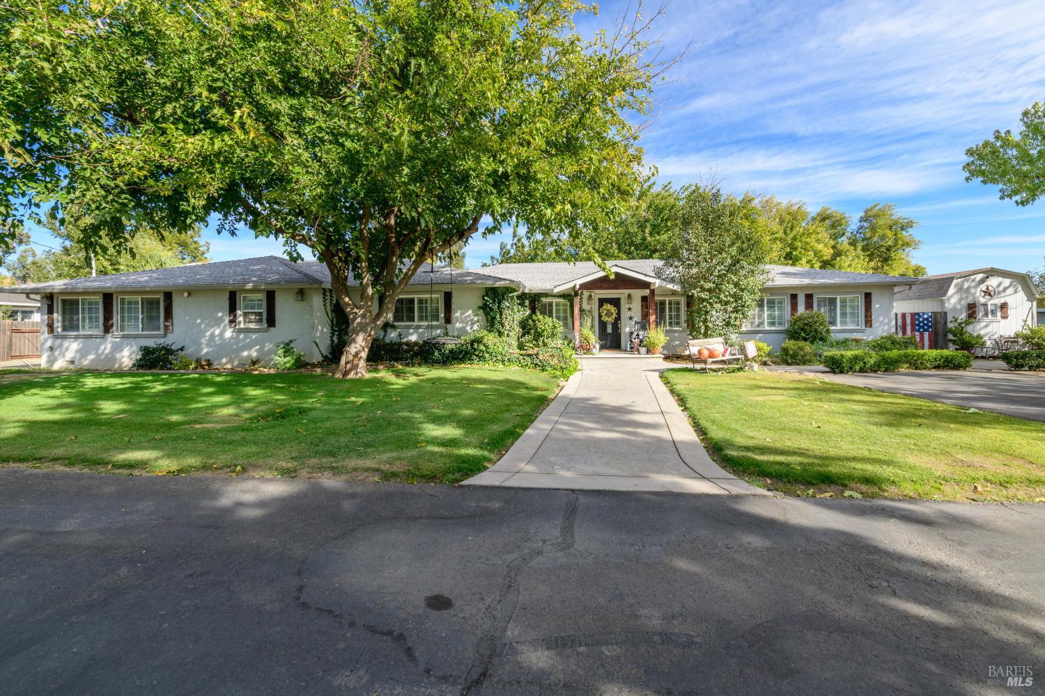 Detail Gallery Image 2 of 69 For 7744 Locke Rd, Vacaville,  CA 95688 - 4 Beds | 3/1 Baths