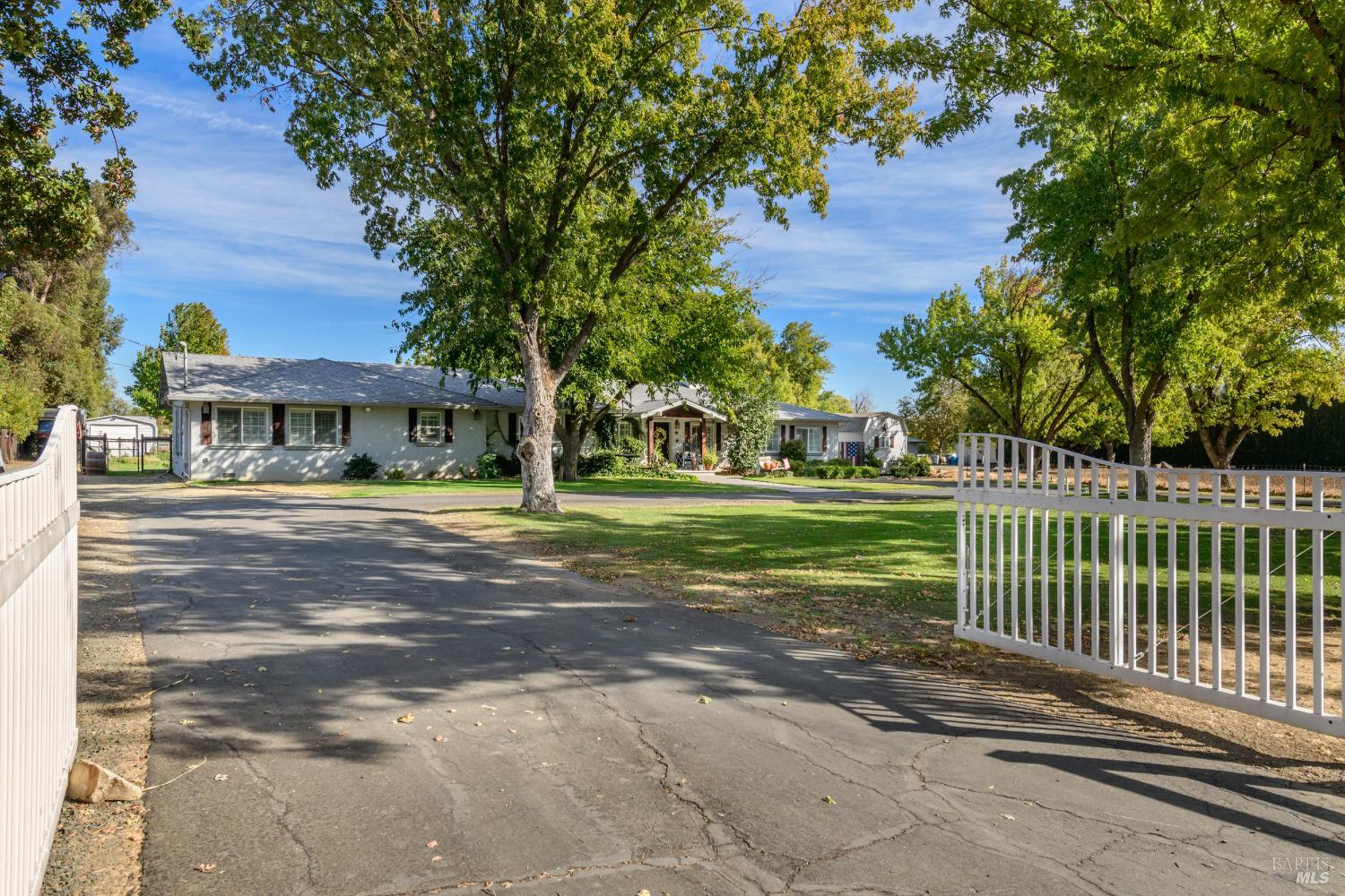 Detail Gallery Image 7 of 69 For 7744 Locke Rd, Vacaville,  CA 95688 - 4 Beds | 3/1 Baths