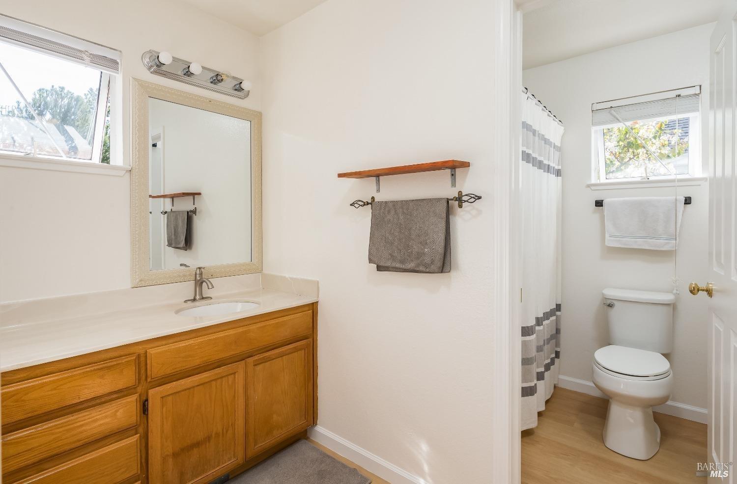 Detail Gallery Image 23 of 34 For 240 Ruby Ln, Vallejo,  CA 94590 - 3 Beds | 2/1 Baths