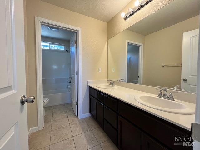 Detail Gallery Image 25 of 39 For 542 Del Mar Cir, Vacaville,  CA 95688 - 4 Beds | 2/1 Baths