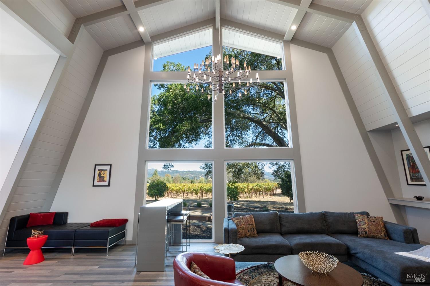 Detail Gallery Image 7 of 93 For 1230 Fowler Creek Rd, Sonoma,  CA 95476 - 5 Beds | 6/2 Baths