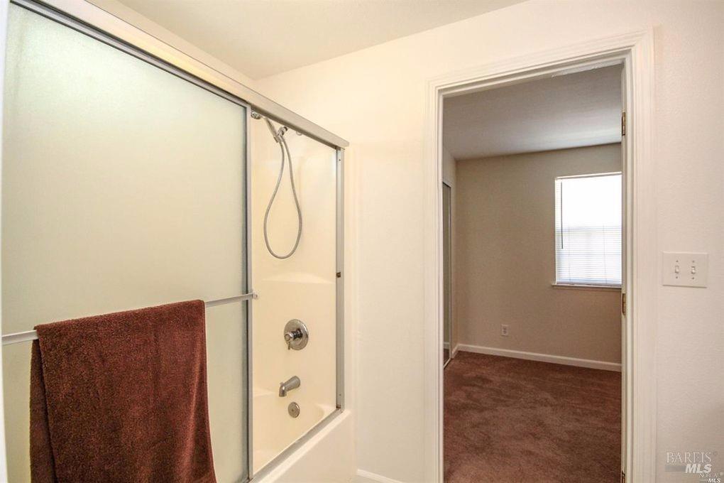 Detail Gallery Image 10 of 10 For 500 Elizabeth St a,  Vacaville,  CA 95688 - 2 Beds | 1/1 Baths