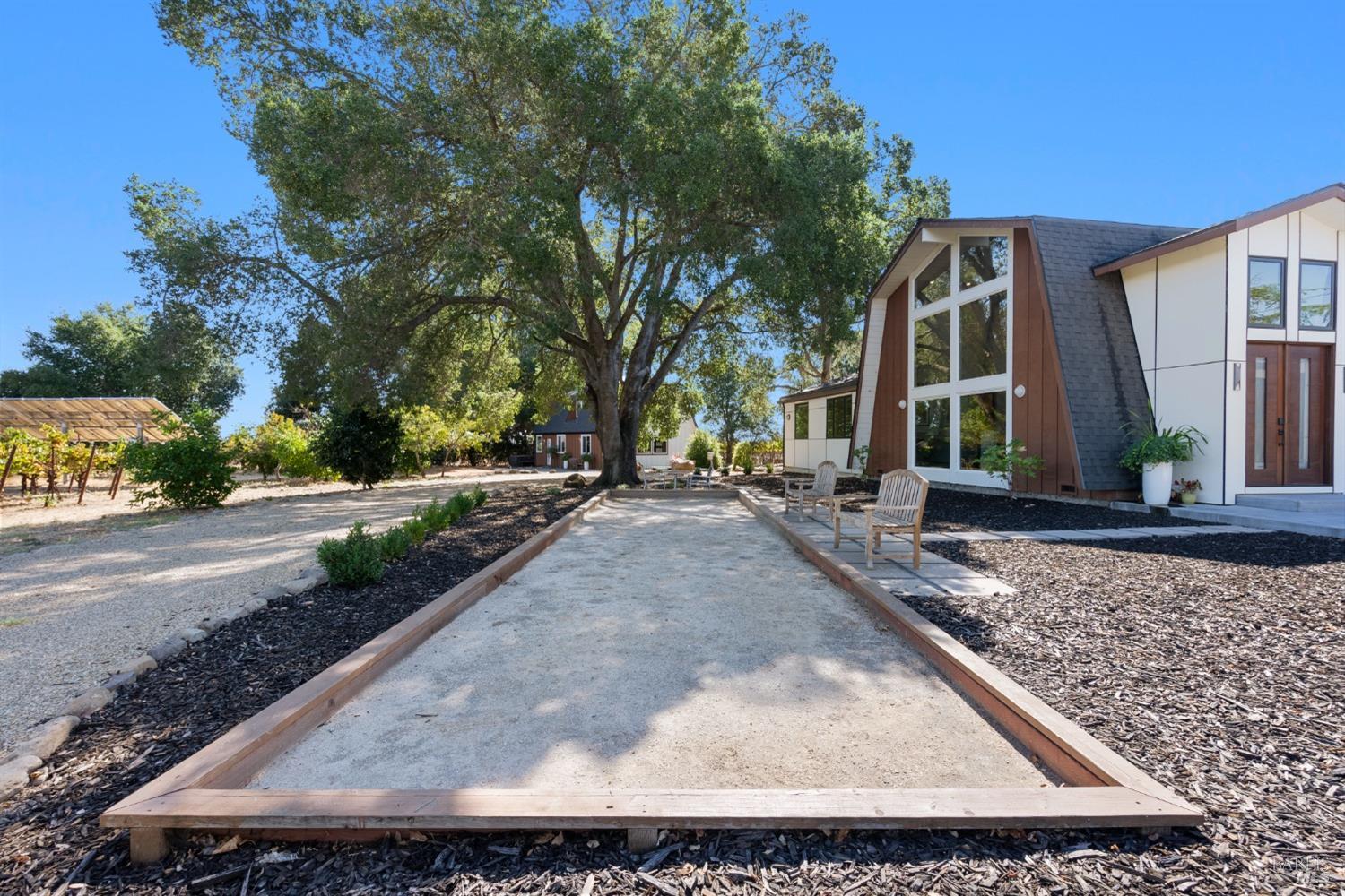 Detail Gallery Image 75 of 93 For 1230 Fowler Creek Rd, Sonoma,  CA 95476 - 5 Beds | 6/2 Baths