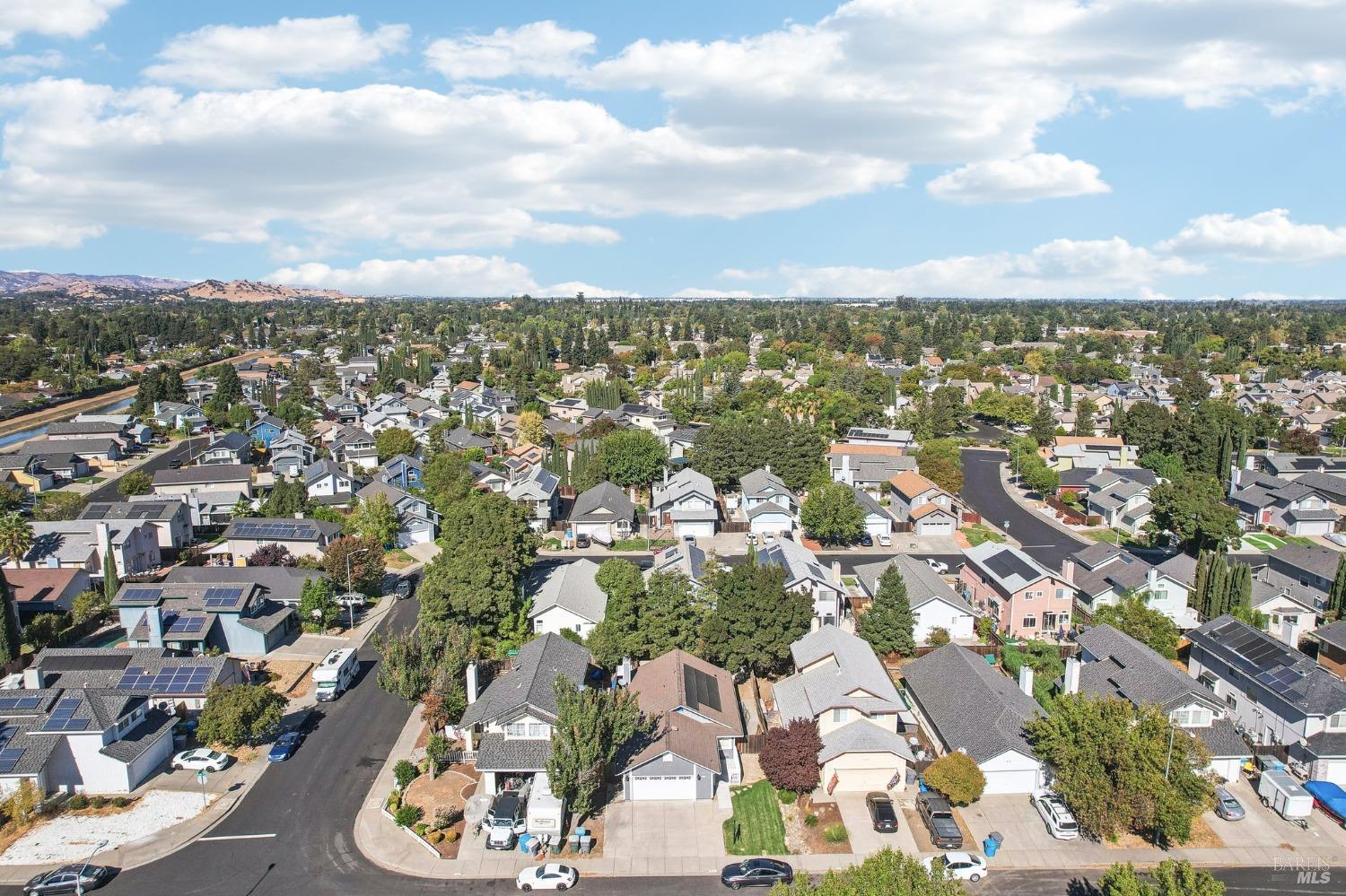 Detail Gallery Image 7 of 37 For 337 Zachary Dr, Vacaville,  CA 95687 - 3 Beds | 2 Baths