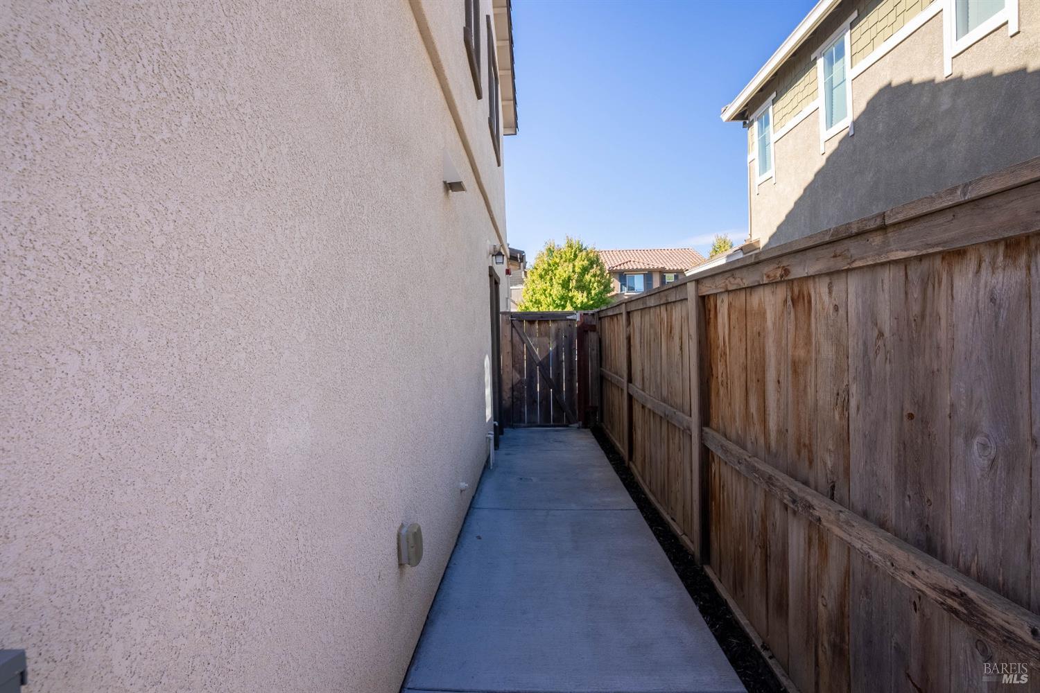 Detail Gallery Image 29 of 33 For 1265 Baylor Way, Dixon,  CA 95620 - 4 Beds | 2/1 Baths