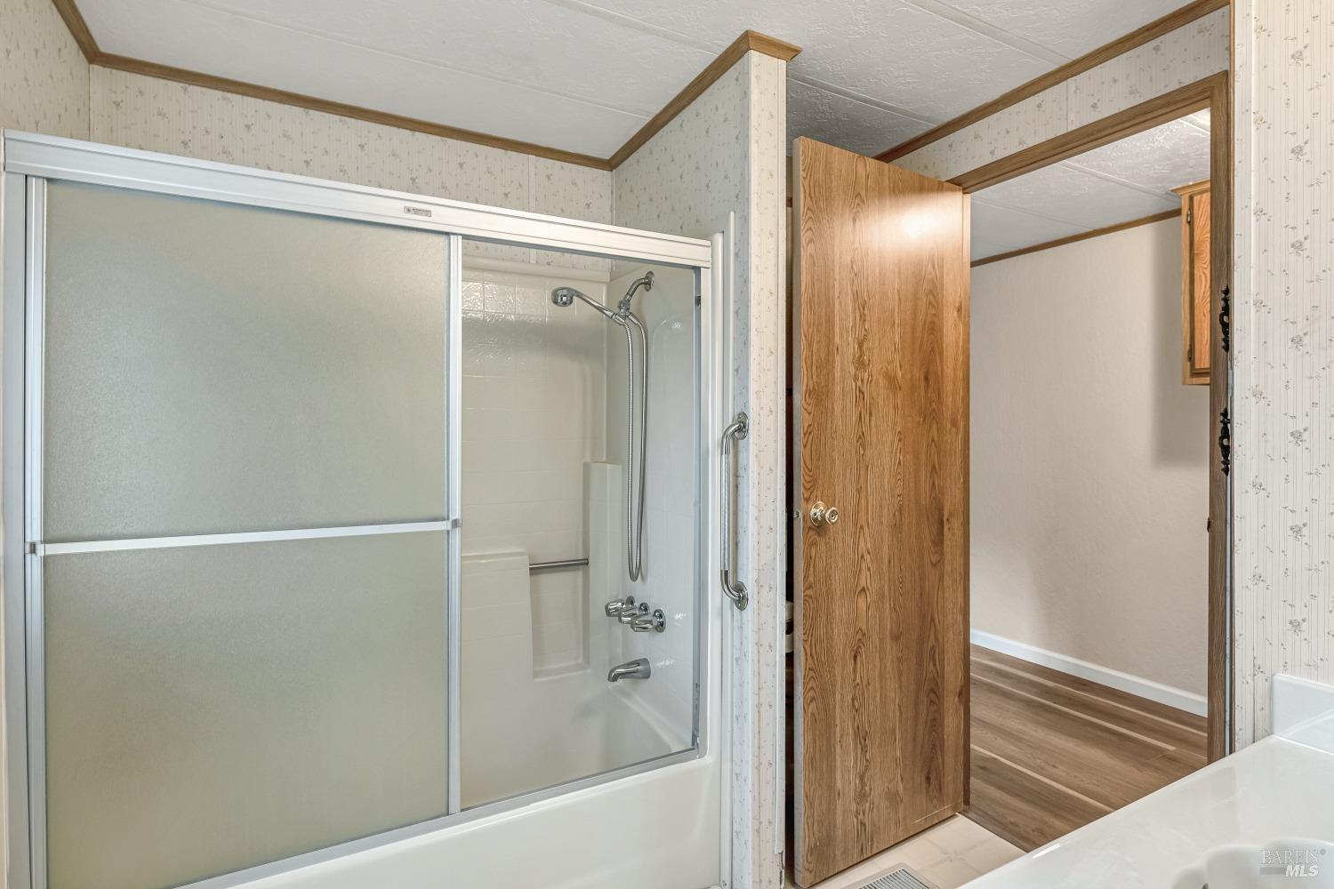 Detail Gallery Image 11 of 19 For 223 Pomo Way, Sonoma,  CA 95476 - 2 Beds | 1 Baths