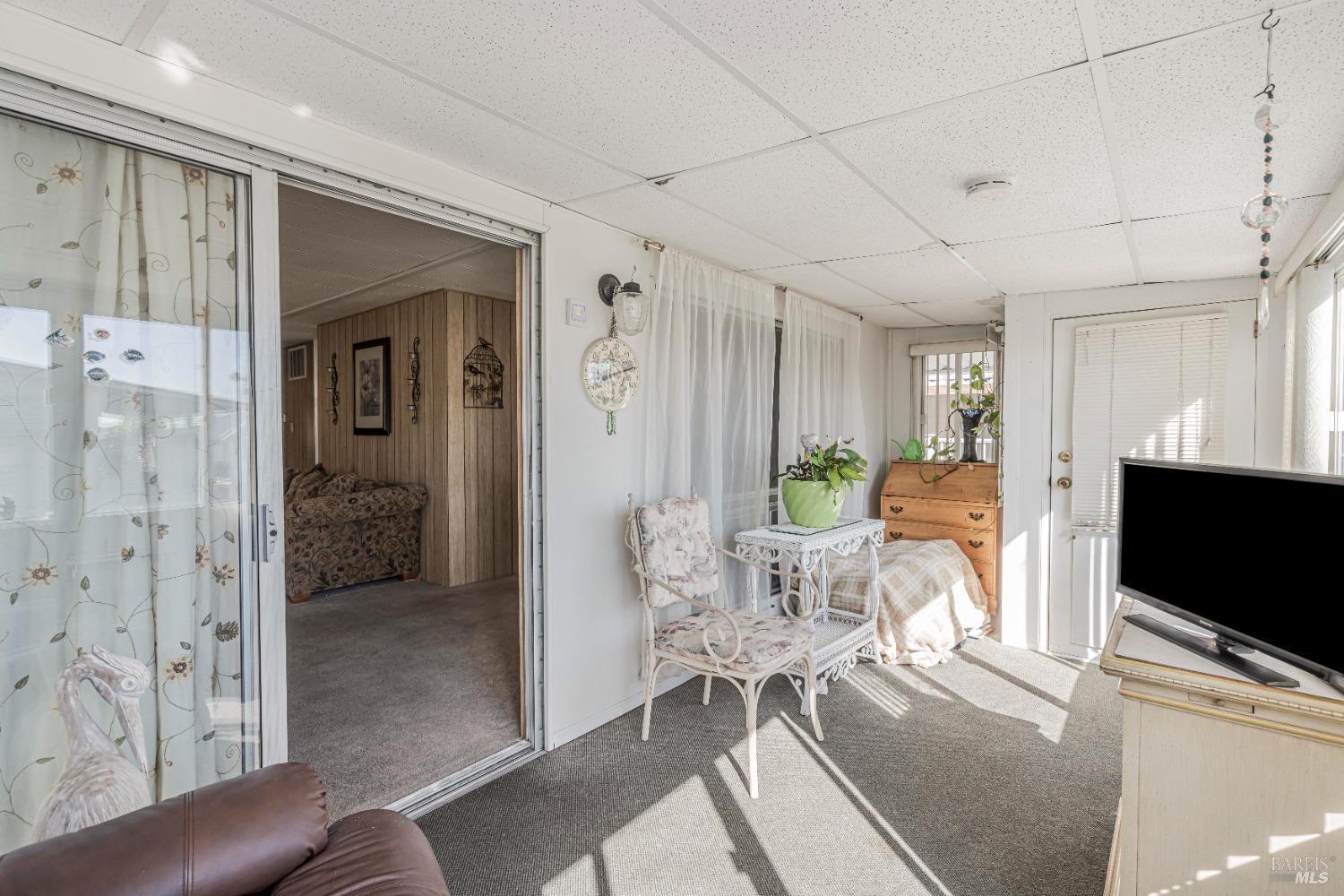 Detail Gallery Image 6 of 38 For 300 E H St #225,  Benicia,  CA 94510 - 2 Beds | 1 Baths