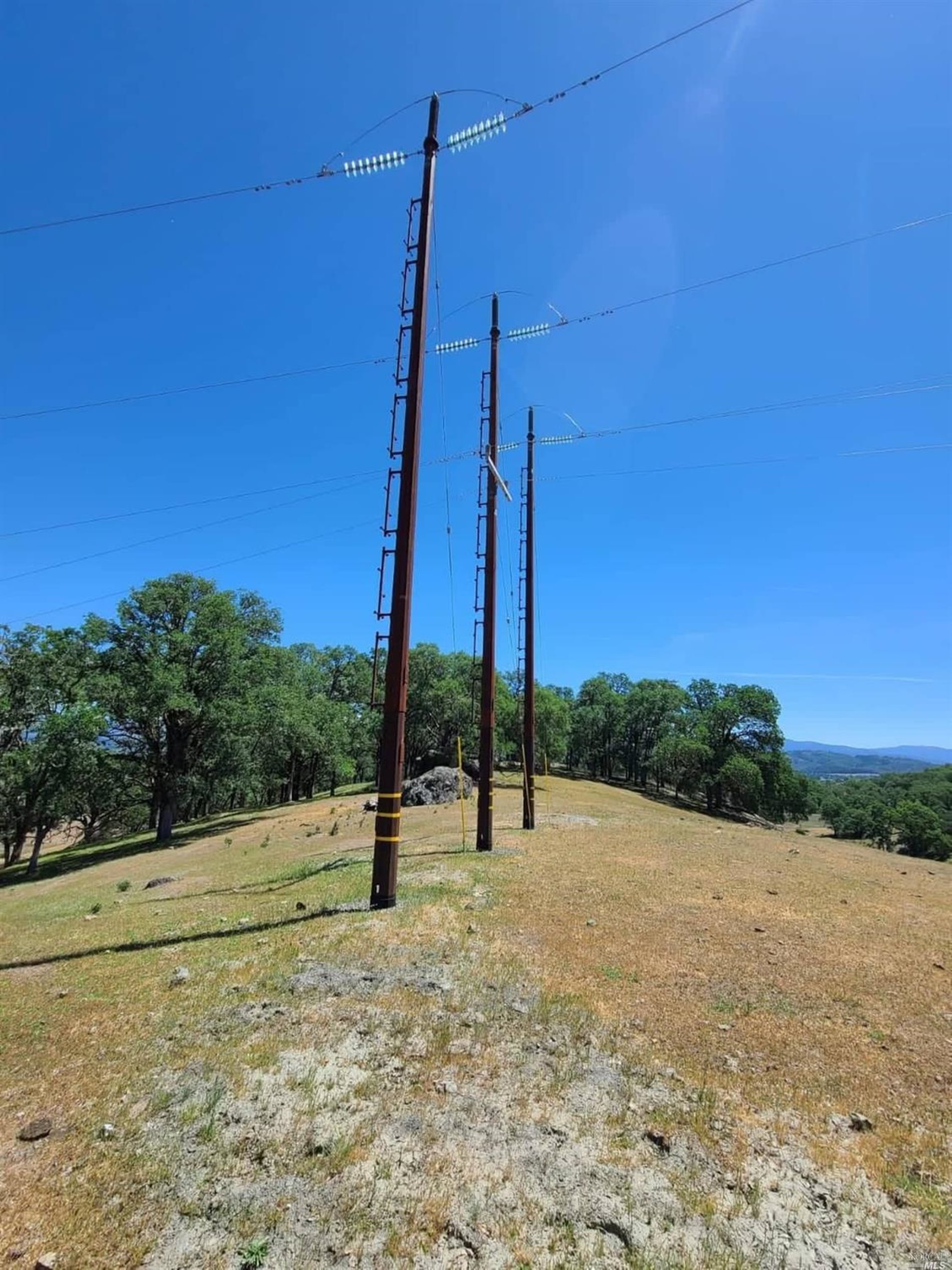 Detail Gallery Image 13 of 19 For 23100 Poonkinney Rd, Covelo,  CA 95428 - – Beds | – Baths