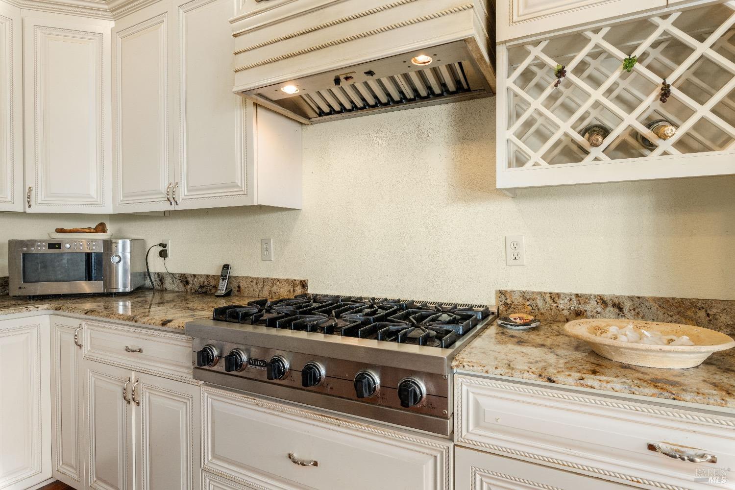 Detail Gallery Image 15 of 62 For 3140 E Riviera Heights Dr, Kelseyville,  CA 95451 - 3 Beds | 2 Baths