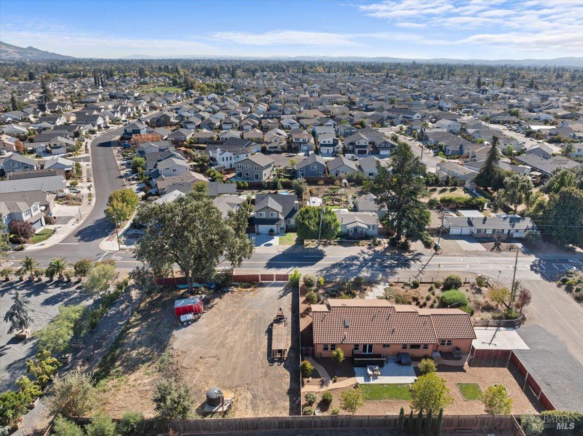 Detail Gallery Image 54 of 63 For 1965 Dennis Ln, Santa Rosa,  CA 95403 - 3 Beds | 2 Baths