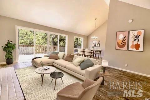 Detail Gallery Image 1 of 26 For 3 Oak Forest Ln, Santa Rosa,  CA 95409 - 2 Beds | 2 Baths