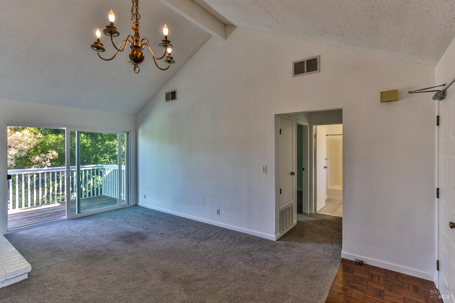 Detail Gallery Image 14 of 40 For 1814 Shirley Dr, Benicia,  CA 94510 - 1 Beds | 1 Baths