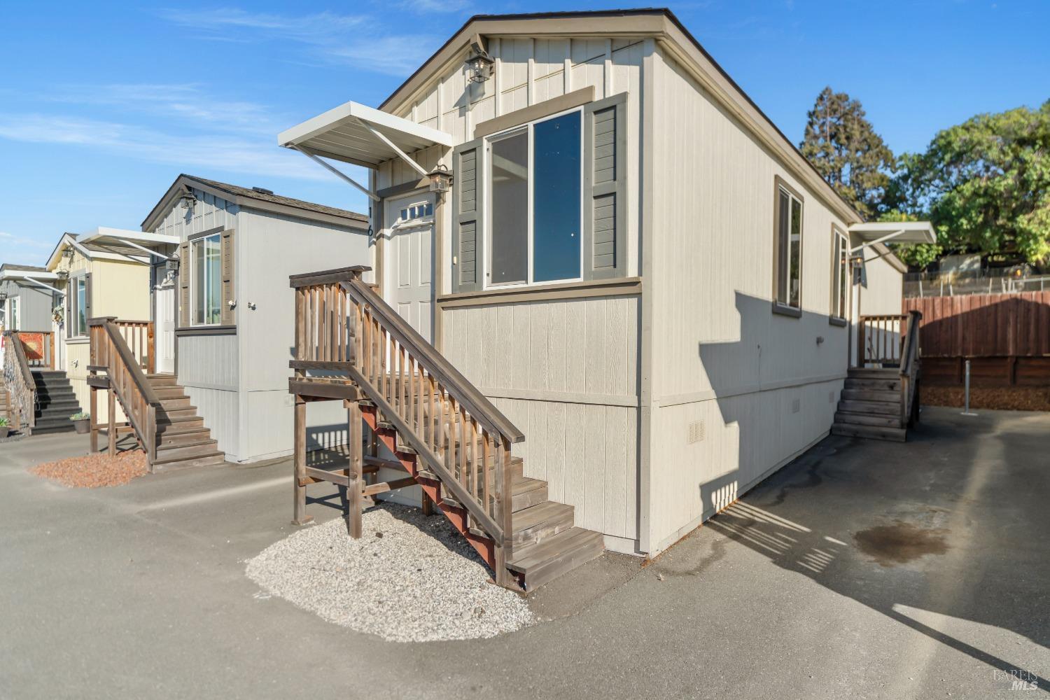 Detail Gallery Image 3 of 30 For 1161 Benicia Rd 16, Vallejo,  CA 94591 - 2 Beds | 1 Baths