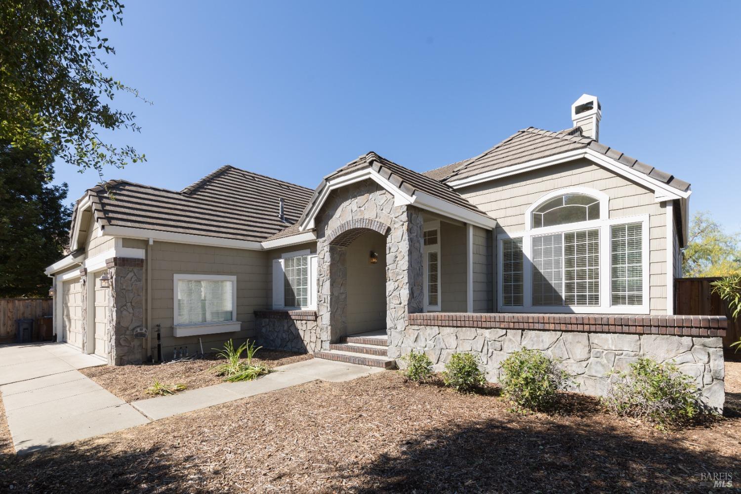 Detail Gallery Image 1 of 1 For 84 Wildcat Way, Clayton,  CA 94517 - 4 Beds | 2/1 Baths