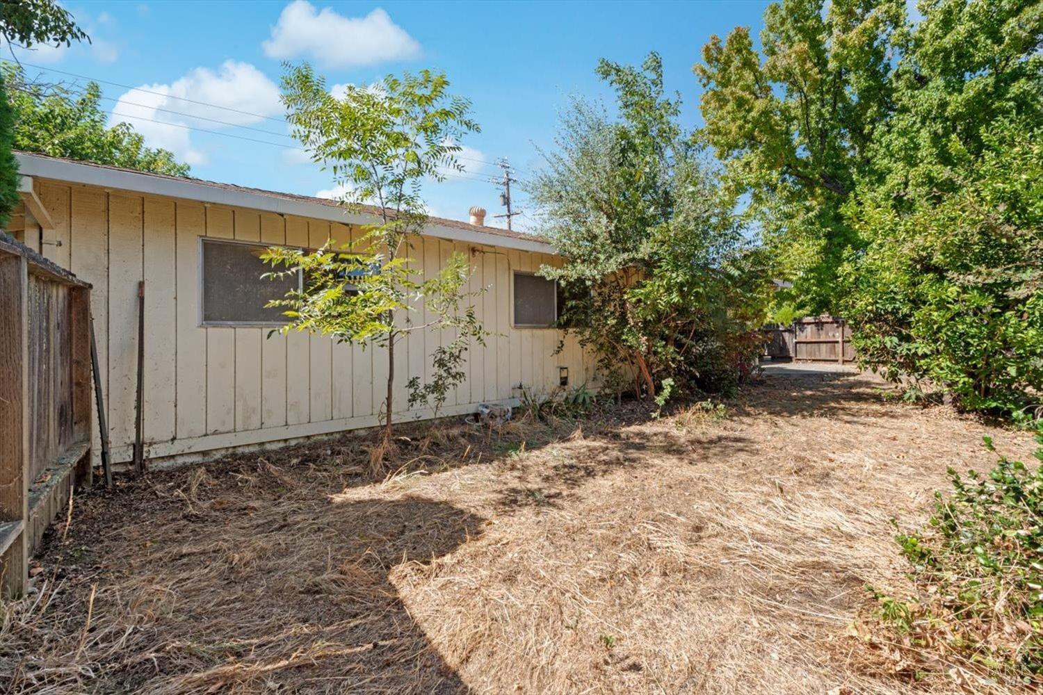 Detail Gallery Image 28 of 28 For 349 Lovers Ln, Vacaville,  CA 95688 - 3 Beds | 2 Baths