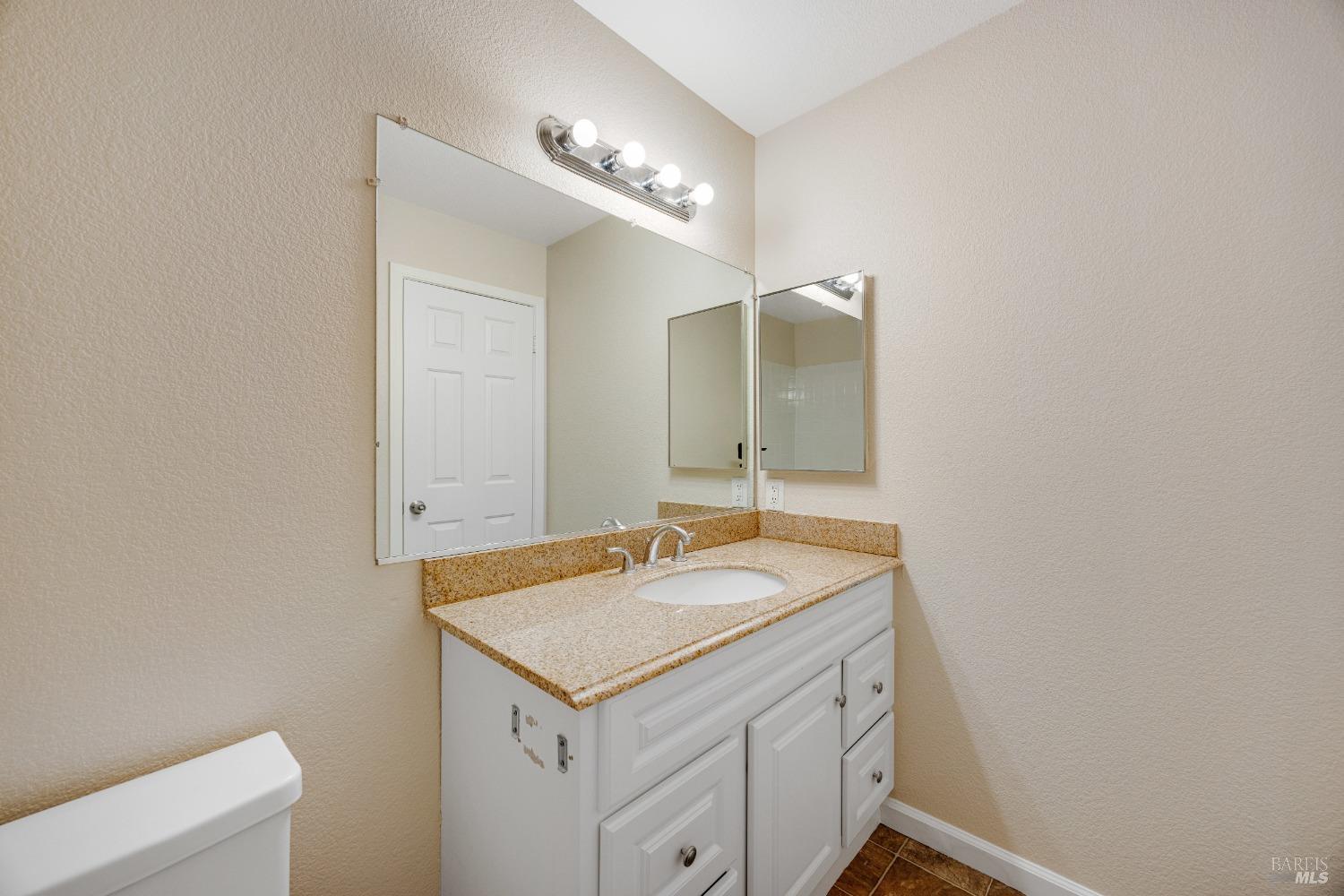 Detail Gallery Image 29 of 47 For 2158 Francisco Ave, Santa Rosa,  CA 95403 - 3 Beds | 2 Baths