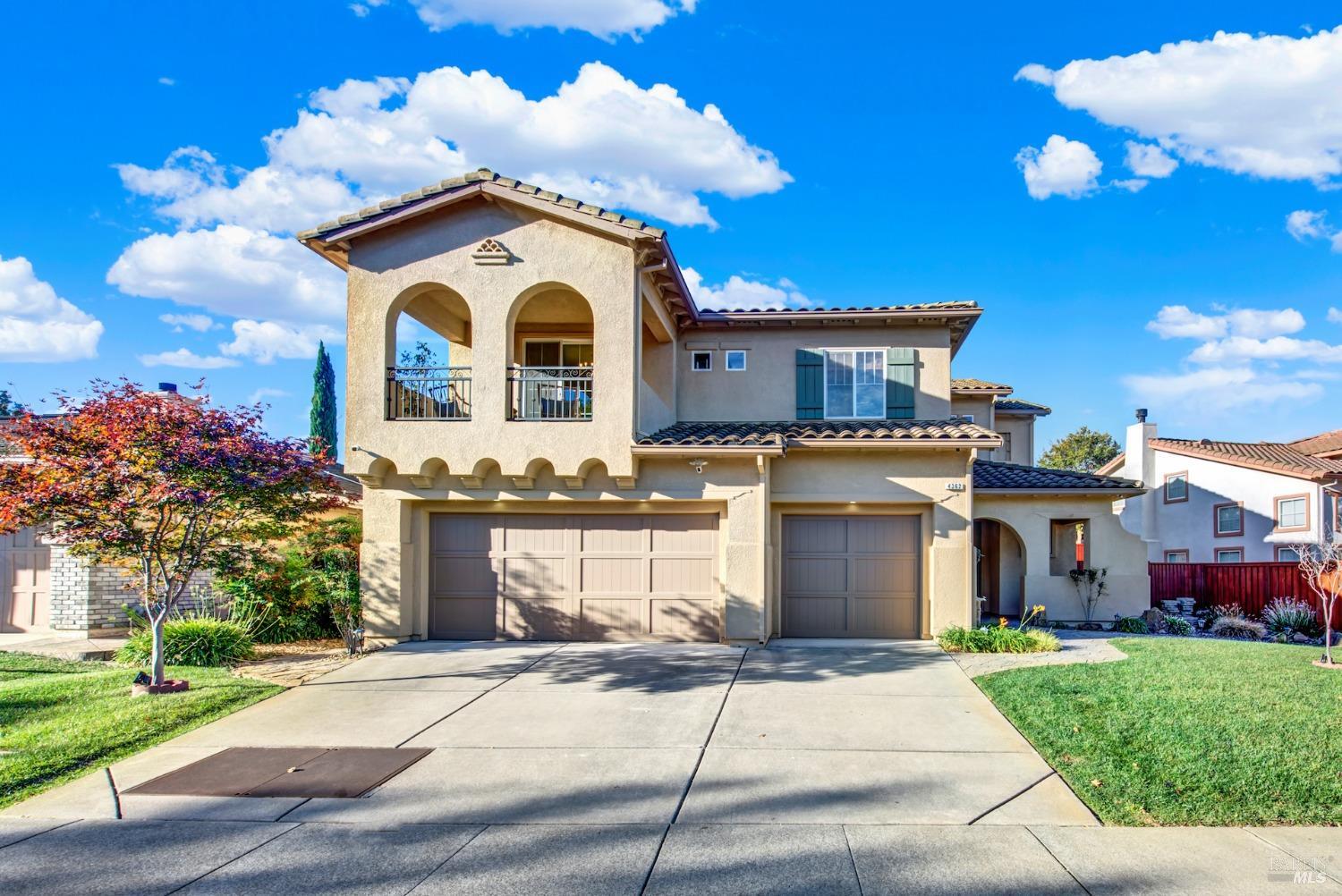 Detail Gallery Image 1 of 65 For 4362 the Masters Dr, Fairfield,  CA 94533 - 3 Beds | 2/1 Baths